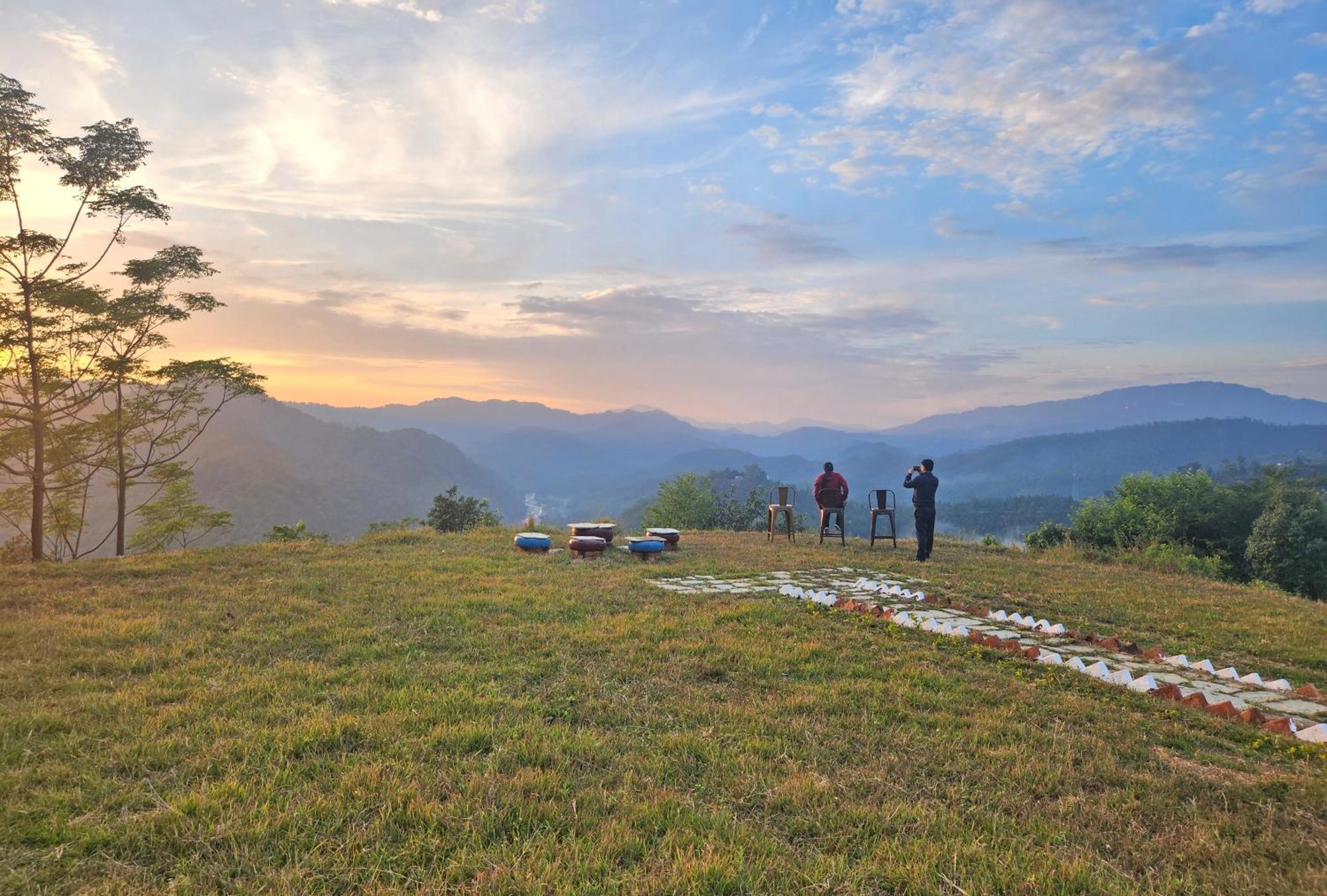 Lahermitage Resort Lansdowne Kültér fotó