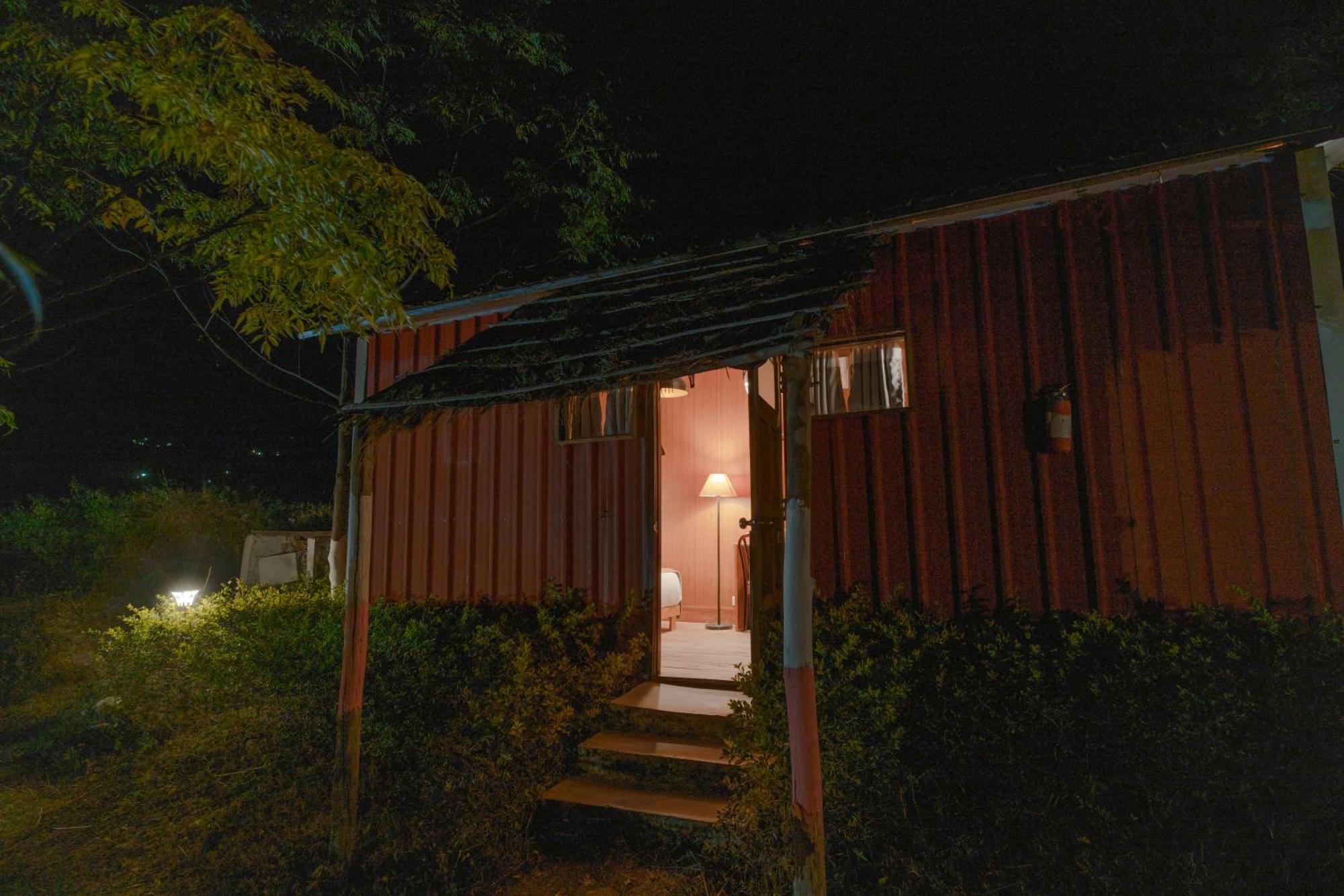 Lahermitage Resort Lansdowne Kültér fotó